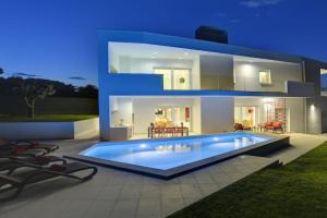 Villa in with swimming pool, Pula