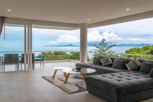 Sea View 2-Bed Apt Walk to Beach - KBR35 Apartments, Ban Bang Po