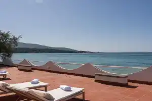 Villa Bianca con accesso diretto alla spiaggia, Flumini