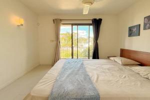Coastal Charm Apartment l 2 Bedrooms situated on second floor l Mont Choisy l Shared Pool l Fully Equipped Kitchen l Parking Space l Close to all amenities, Trou aux Biches