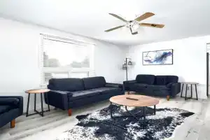 Centrally located 3BDRM home in CityCore! Apartments, Windsor