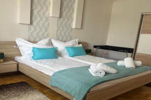 László Apartman, Debrecen