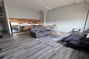 Spacious Condo Minutes to Cedar Point Guest house, Sandusky