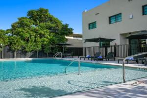 Prestige Retreat by Renzzi Apartments, Miami