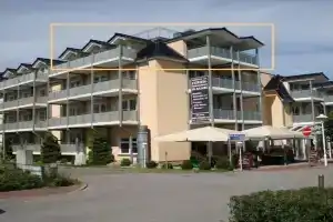 Holiday apartment in with swimming pool, Ostseebad Sellin