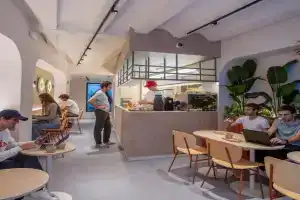 Camila Hostel, Valencia