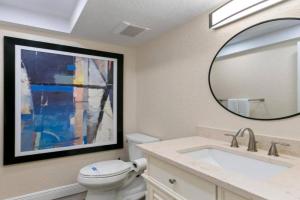 4min walk to the beach in your home away from home Guest house, Clearwater Beach