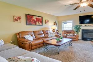 Fenced Yard and Patio! Family Home Near Fort Benning Guest house, Columbus