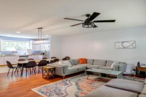 Family Home with Game Room, 3 Mi to Dtwn!, Asheville