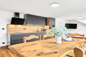 Residence Koubek - stylové apartmány s parkováním, Bozi Dar