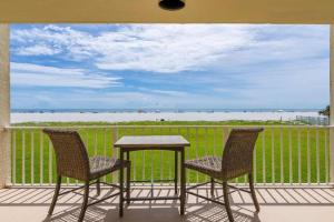 Pier Point South Oceanfront Townhouse Condo E-60, Saint Augustine Beach