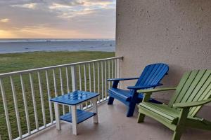Pier Point South Oceanfront Townhouse Condo A-6, Saint Augustine Beach
