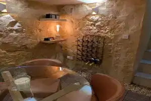 Sand - Rooftop Views, Wine Cellar & Espresso Apartments, Valetta