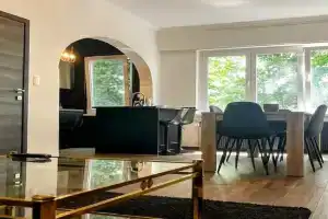 Aux Cèdres - Peaceful stay with easy parking Apartments, Liege