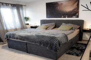 M House Do Modernes Privatzimmer mit Balkon & Self Check-in, Dortmund