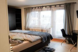 M House Do City Privatzimmer mit Balkon & Self Check-in, Dortmund