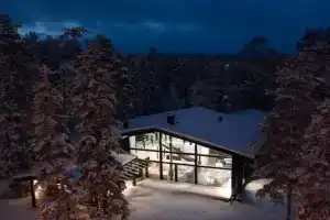 Rukan Villa Ailo - Modern Villa with Sauna, Jacuzzi & Scenic Views, Ruka