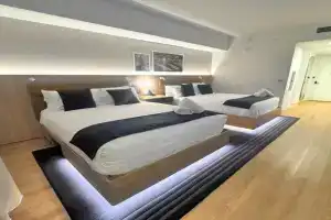 Downtown Luxury Stay with Complimentary Parking Guest house, Miami