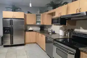 Cozy Sweet Spacious 7B 10 min to DT Apartments, Ottawa