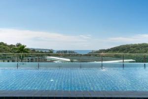 Serenity Escape Seaview 3BR Penthouse with pool, Kamala