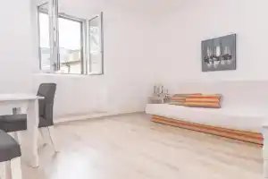 Central & quiet location inside Old town Apartments, Kotor