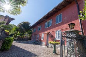 Ina's Lake Garden Guest house, Lenno