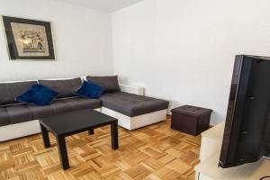 Mountain View Haven Apartments - Two Bedroom Apartment with Balcony, Bovec