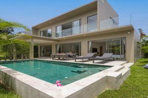 Villa Victoria, 3Br, 3Ba, 6 guests, Ban Bang Po