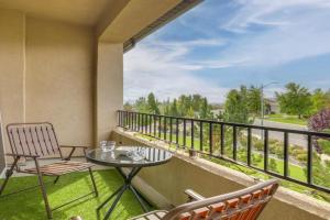 Home Base with Easy 1-80 Access 4 Mi to Dtwn! Guest house, Reno