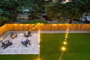 The Grand Sandcastle Retreat Guest house, Galveston