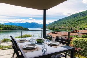 Lake's Dream - by MyHomeInComo Apartments, Ossuccio