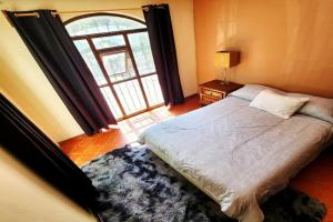 Room with Parking near the Center, Guanajuato