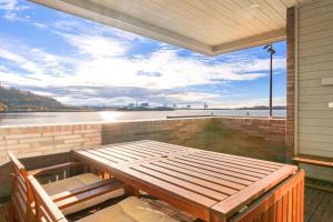 3BR Sørengkaia Waterfront Apt w Balcony Apartments, Oslo
