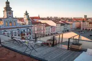 ART room with rooftop prosecco picnic or breakfast, Ceske Budejovice