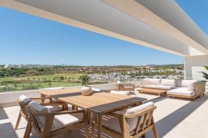 Ático Dúplex Azahar 5 Apartments, Estepona