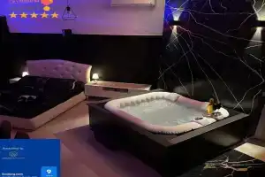 Dimora Sovrana - Deluxe Suite Apartments, Matera