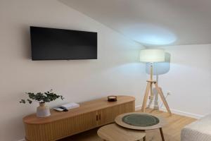 Modern Design Apartment I Stylish & Comfortable, Solin
