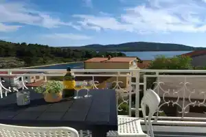 Apartmani Jambriško, Pirovac