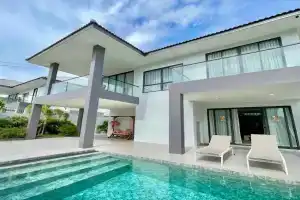 5 Bed C26 - 3 Guest house, Jomtien Beach
