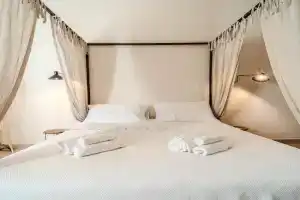 Casa Zarinelli, Castagneto Carducci