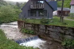 Pustirnik Guest house, Rachov