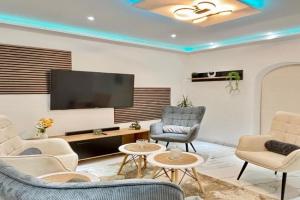 Ferienwohnung bei - Uni & City Nah Apartments, Saarbrucken