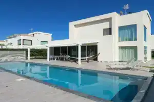 Modern Villa With Views Of Ortigia, Syracuse