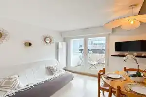 Le Roazhon Park - Balcon & Garage Privé - Duplex Apartments, Rennes