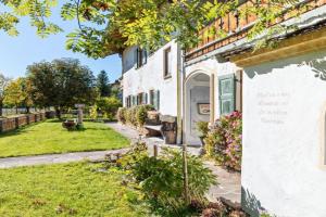 Ferienwohnungen am Hofgarten Apartments, Wallgau