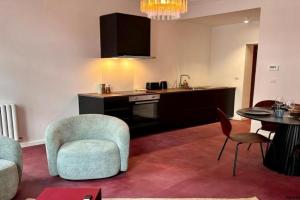 Le Red Velvet - Hypercentre, pour 2 personnes Apartments, Liege