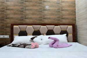 Hotel Bhagirath, Mumbai