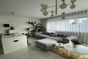 Bývaj u Mari v mestskom parku s bezplatným parkovaním Apartments, Piestany