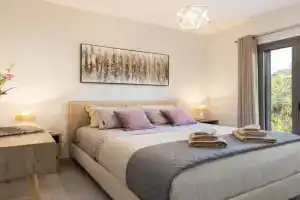 Sunstone Apartments, Stoupa
