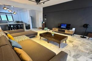 Roamia Retreat - Noir Stay Apartments, Kuah